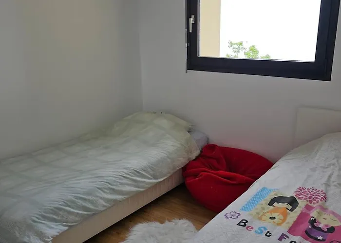 Apartament Bright With Sea View *